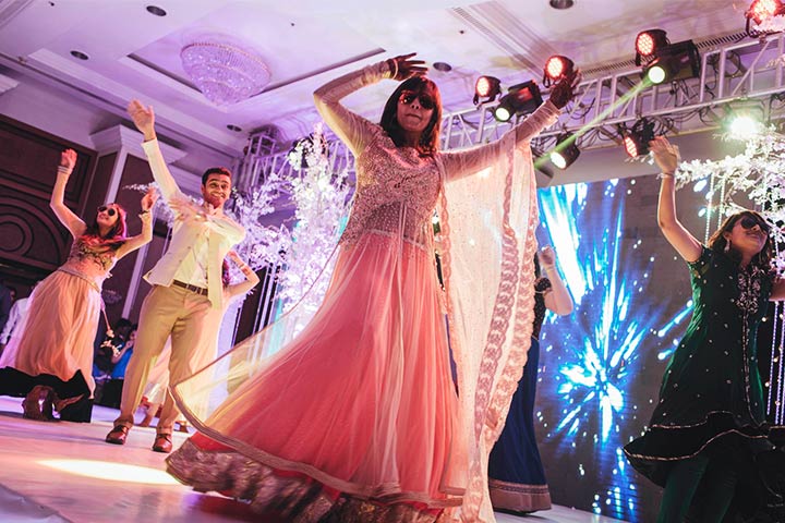 15 Kick-Ass Wedding Songs for Brides Bopping!
