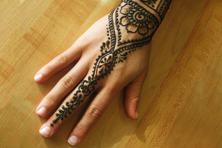 Engagement Mehndi Designs - 4 New Designs To Blow Your Mind!
