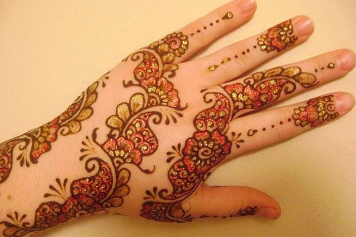 7 Latest Colourful Mehndi Designs For You!