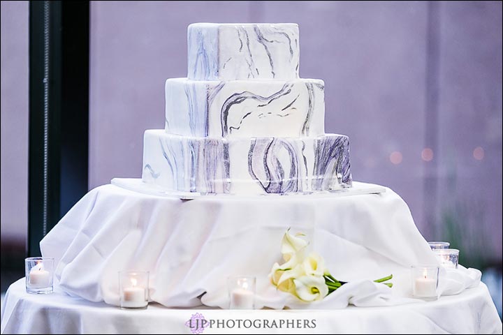 Square Wedding Cakes To Choose From For Your BIG Day