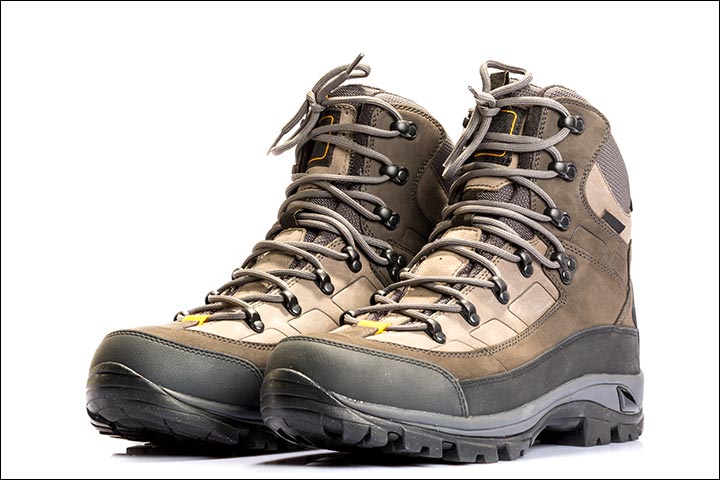Valentine Gifts For Husband - Trekking Shoes Valentine Gifts For Husband - Trekking Shoes